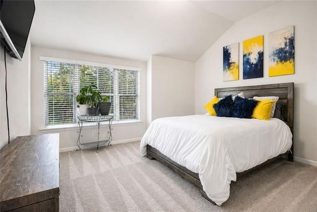 596 River Gardens Drive SE, Atlanta, GA 30354