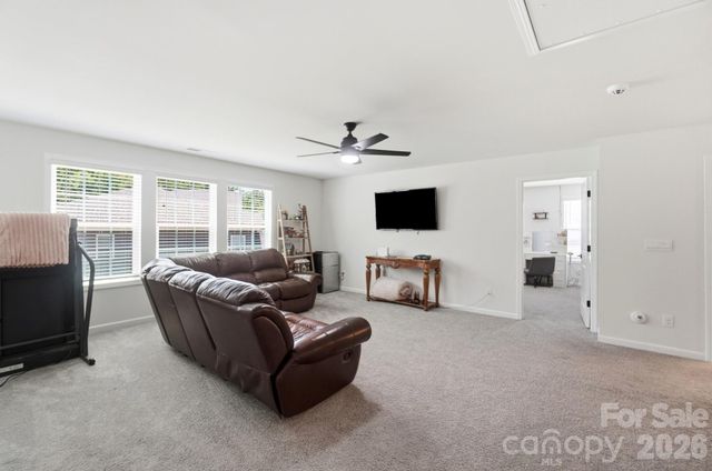 6042 Sylvan Drive, Denver, NC 28037