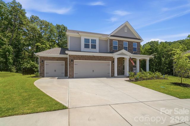 6042 Sylvan Drive, Denver, NC 28037