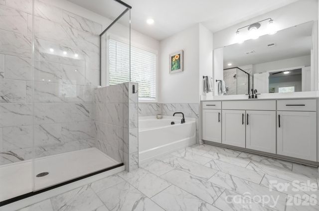 6042 Sylvan Drive, Denver, NC 28037