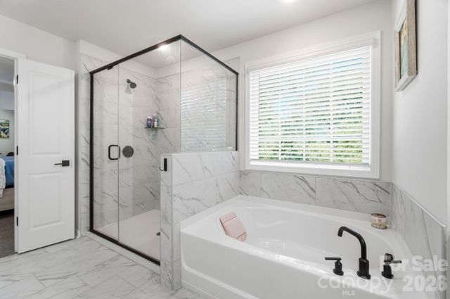 6042 Sylvan Drive, Denver, NC 28037