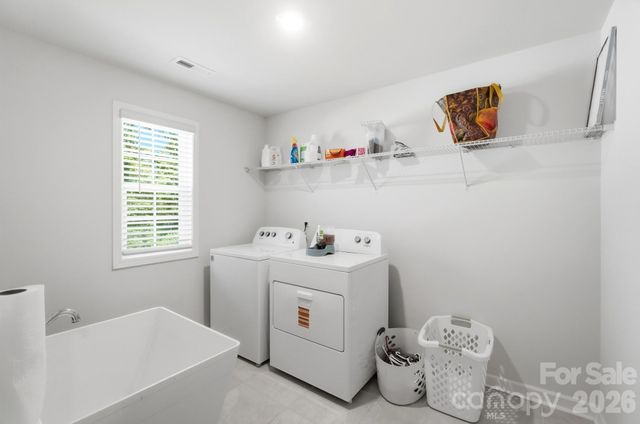 6042 Sylvan Drive, Denver, NC 28037