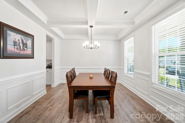 6042 Sylvan Drive, Denver, NC 28037