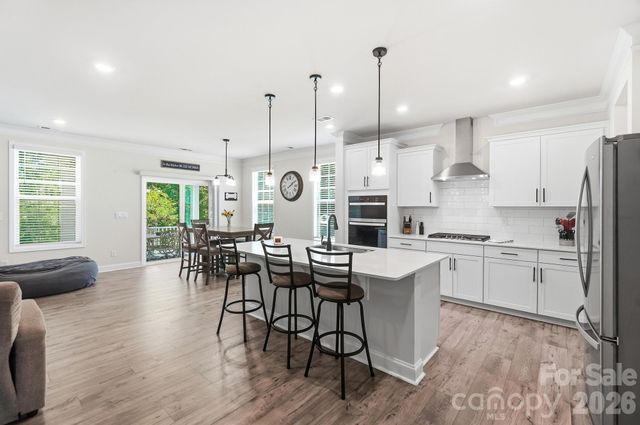 6042 Sylvan Drive, Denver, NC 28037