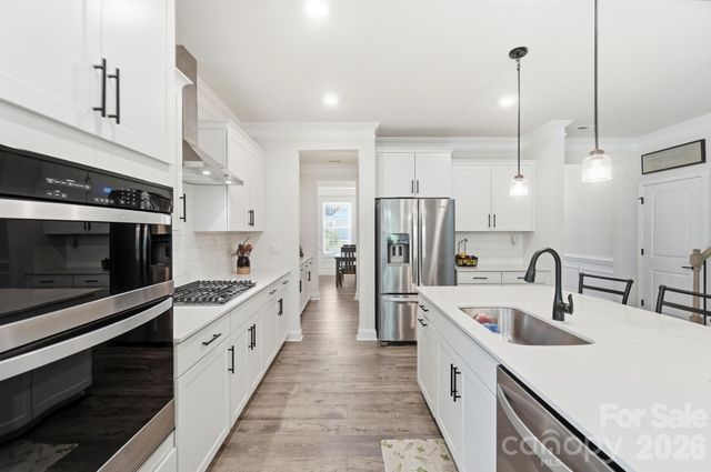 6042 Sylvan Drive, Denver, NC 28037