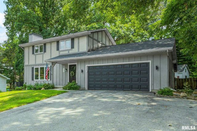 804 W South Forest Trail, Peoria, IL 61615