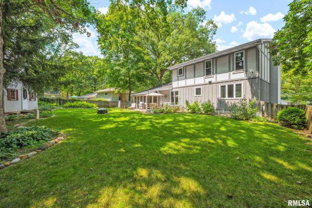 804 W South Forest Trail, Peoria, IL 61615