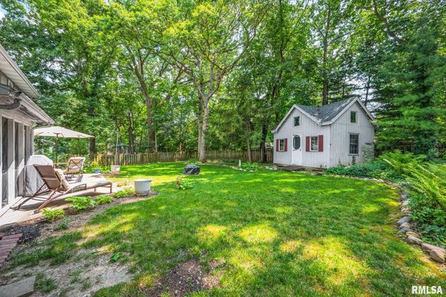 804 W South Forest Trail, Peoria, IL 61615