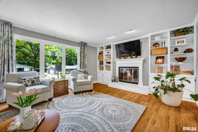 804 W South Forest Trail, Peoria, IL 61615