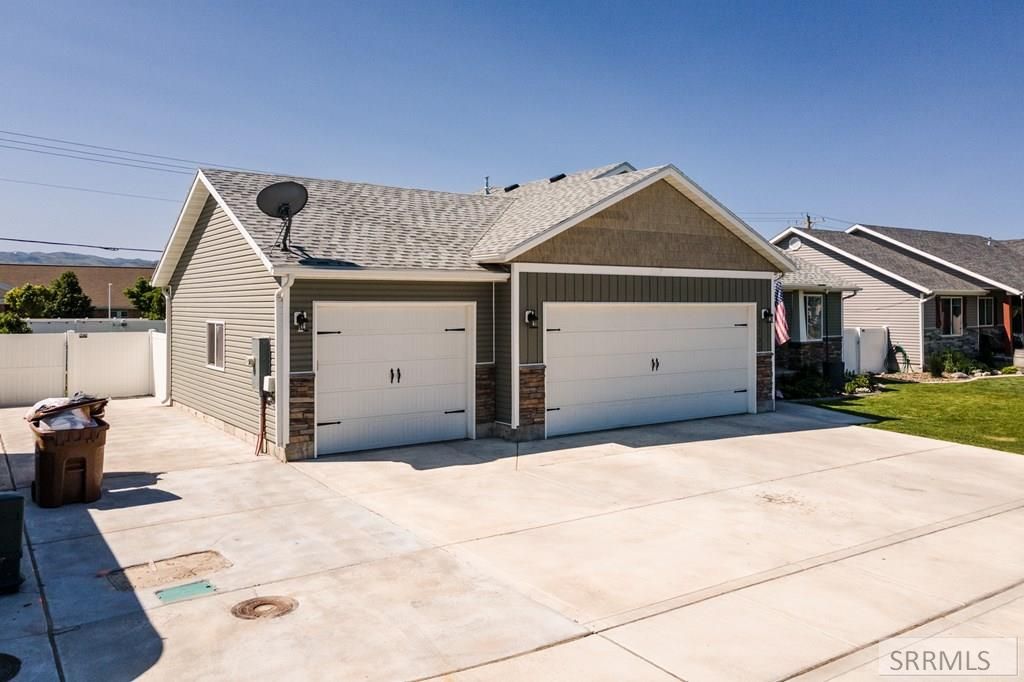 Image 3 of property listing at 1137 Boedy, Chubbuck, ID 83202