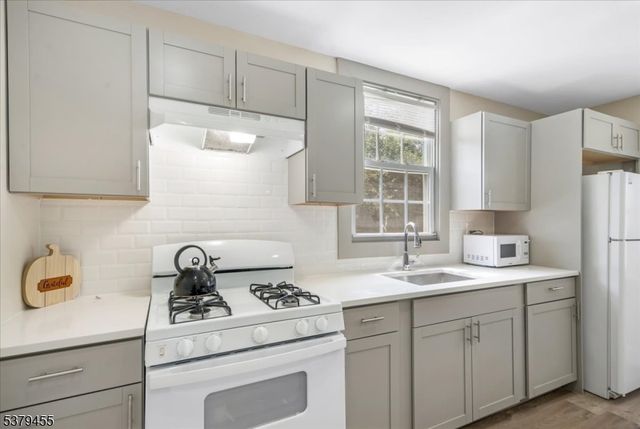 57 Rosehill Pl, Irvington Twp., NJ 07111