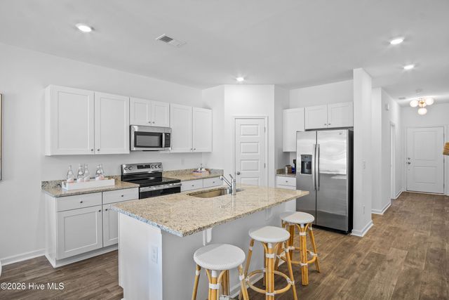 2130 Wild Indigo Circle NW, Calabash, NC 28467