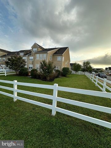 233 WILMORE DR, Middletown, DE 19709