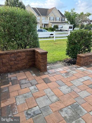 233 WILMORE DR, Middletown, DE 19709