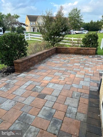 233 WILMORE DR, Middletown, DE 19709