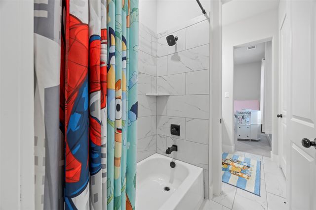 321 Rolling Meadows Drive, Waxahachie, TX 75165