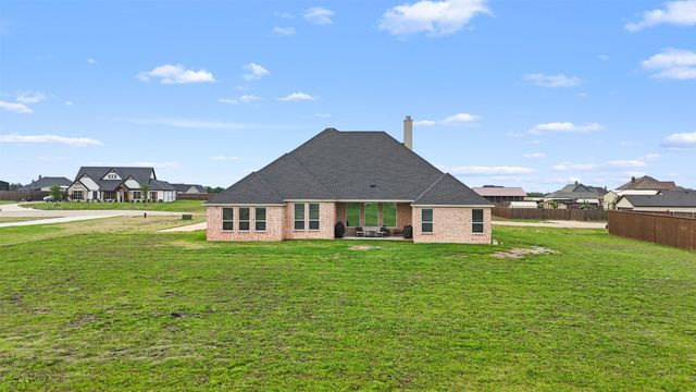 321 Rolling Meadows Drive, Waxahachie, TX 75165