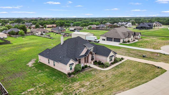 321 Rolling Meadows Drive, Waxahachie, TX 75165