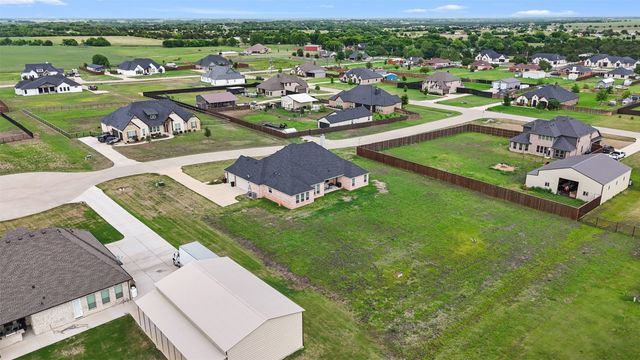 321 Rolling Meadows Drive, Waxahachie, TX 75165