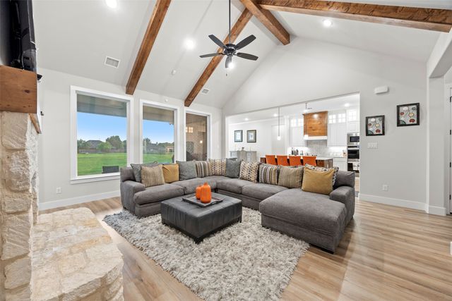 321 Rolling Meadows Drive, Waxahachie, TX 75165