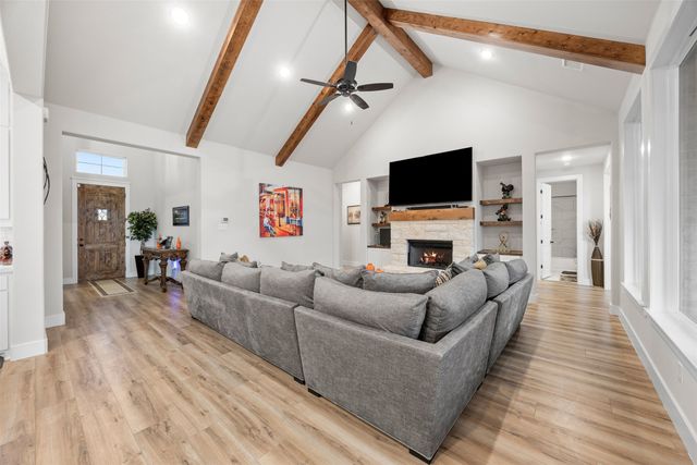 321 Rolling Meadows Drive, Waxahachie, TX 75165