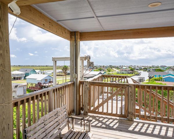 1056 County Road 202, Sargent, TX 77414