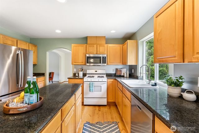 15103 27th Avenue NW, Gig Harbor, WA 98332