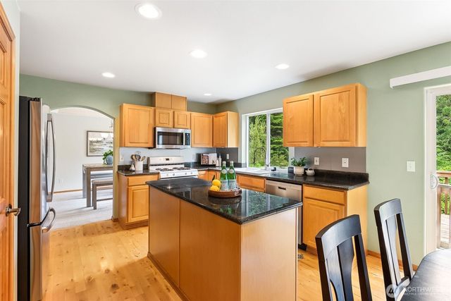 15103 27th Avenue NW, Gig Harbor, WA 98332