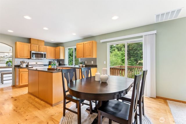 15103 27th Avenue NW, Gig Harbor, WA 98332
