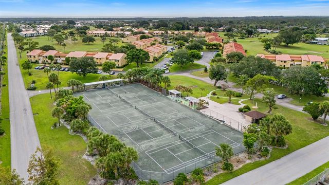 5393 SE Miles Grant Road SE 202, Stuart, FL 34997