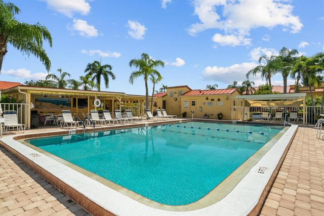 5393 SE Miles Grant Road SE 202, Stuart, FL 34997