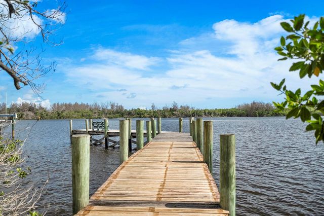 5393 SE Miles Grant Road SE 202, Stuart, FL 34997