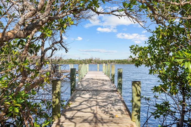 5393 SE Miles Grant Road SE 202, Stuart, FL 34997
