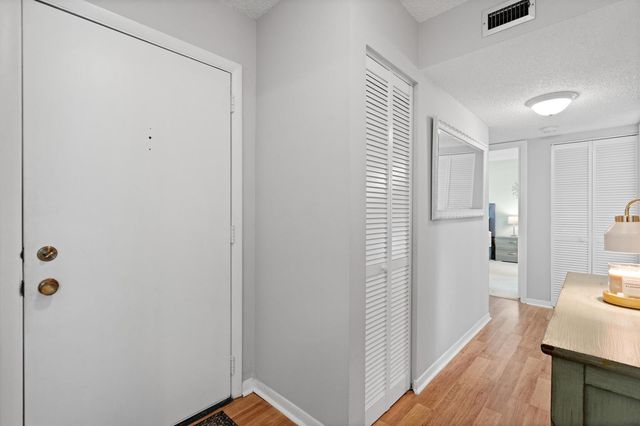 5393 SE Miles Grant Road SE 202, Stuart, FL 34997