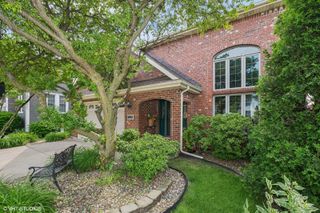 9228 S 55th Court, Oak Lawn, IL 60453