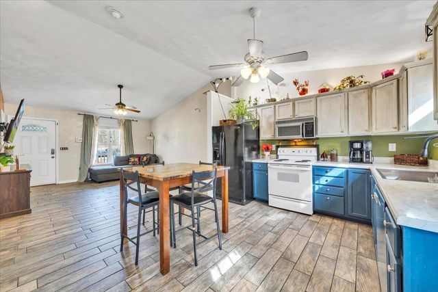 1697 Gordon AVE, Roanoke, VA 24014