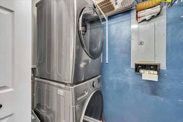 1697 Gordon AVE, Roanoke, VA 24014