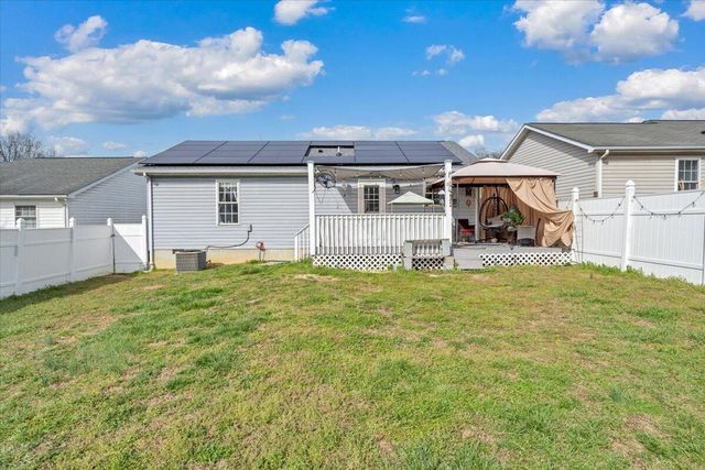 1697 Gordon AVE, Roanoke, VA 24014