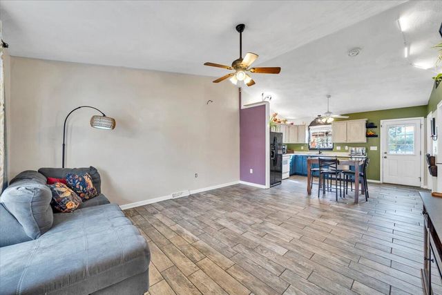 1697 Gordon AVE, Roanoke, VA 24014