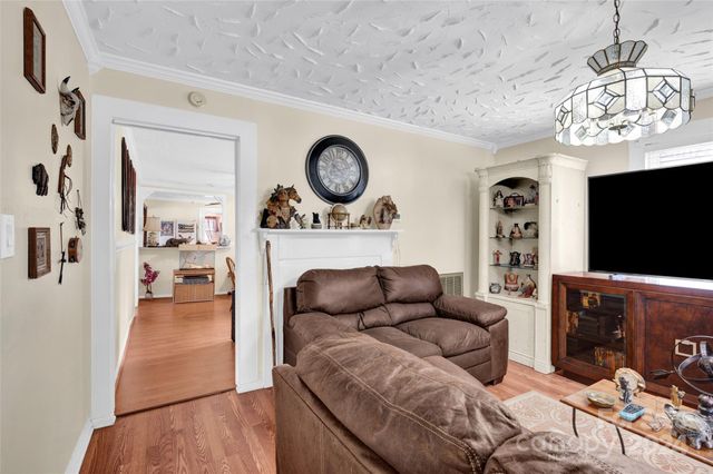 45 Sunderland Road, Concord, NC 28027