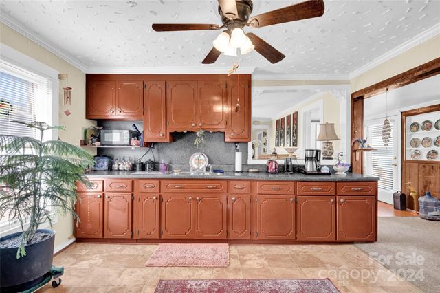 45 Sunderland Road, Concord, NC 28027