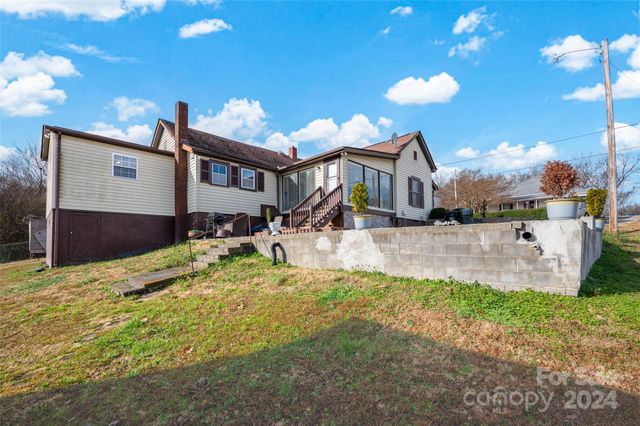 45 Sunderland Road, Concord, NC 28027