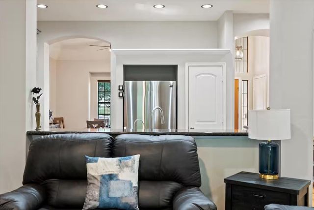 976 Northampton Drive, Conroe, TX 77303