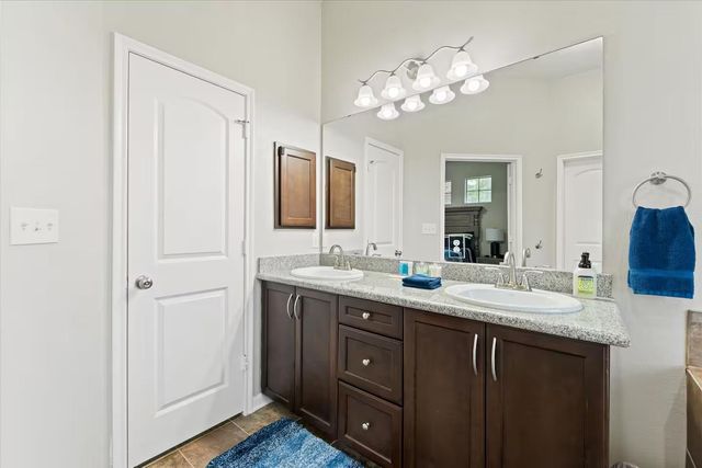976 Northampton Drive, Conroe, TX 77303