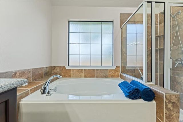 976 Northampton Drive, Conroe, TX 77303