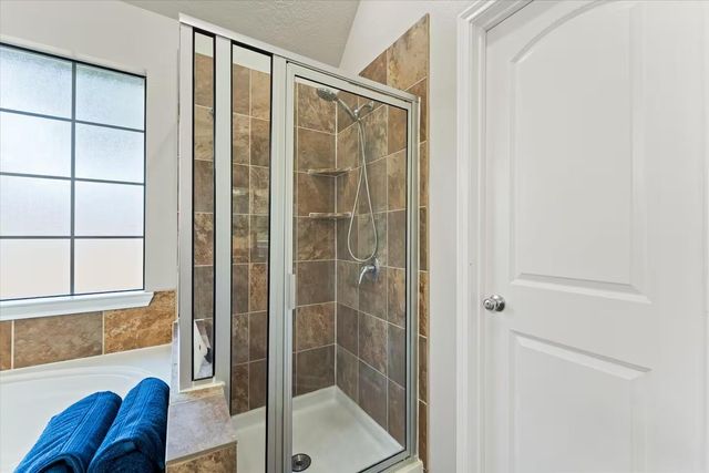 976 Northampton Drive, Conroe, TX 77303