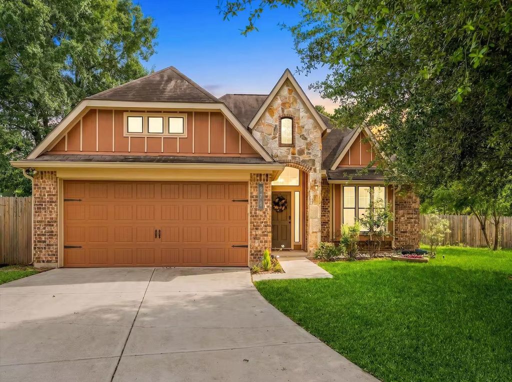 976 Northampton Drive, Conroe, TX 77303