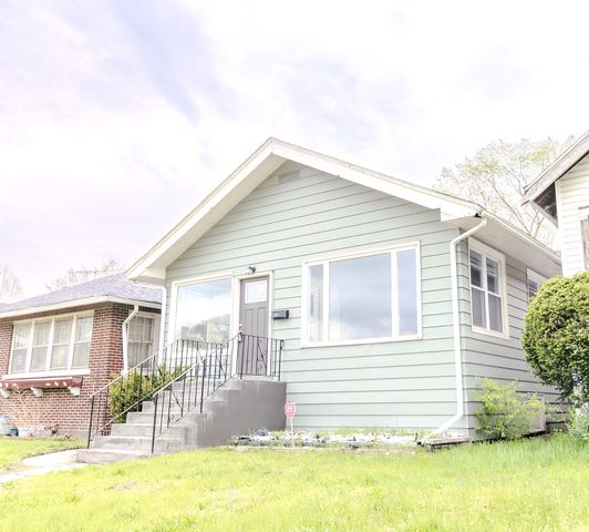 829 Johnson Street, Gary, IN 46402