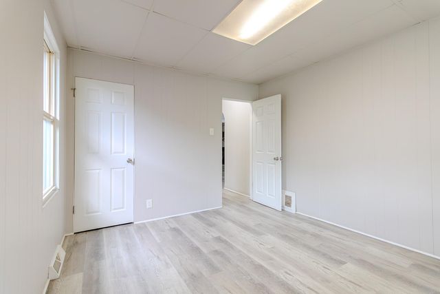 829 Johnson Street, Gary, IN 46402