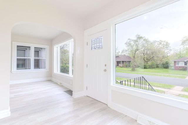 829 Johnson Street, Gary, IN 46402